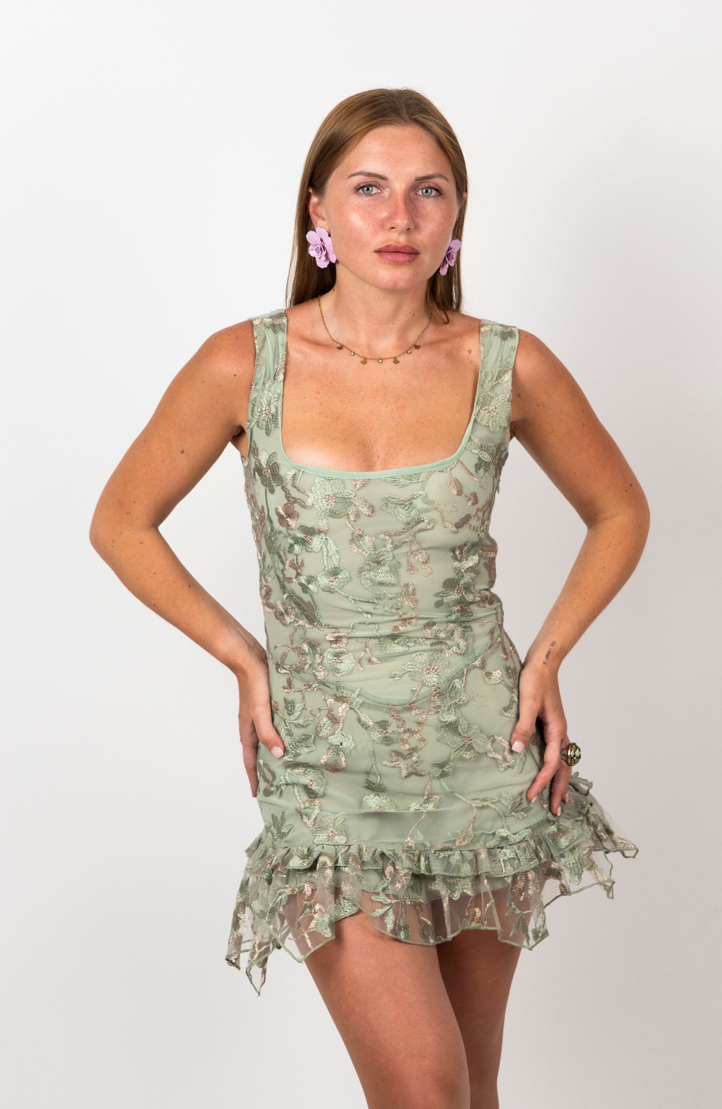 Vestido Corto Bordado